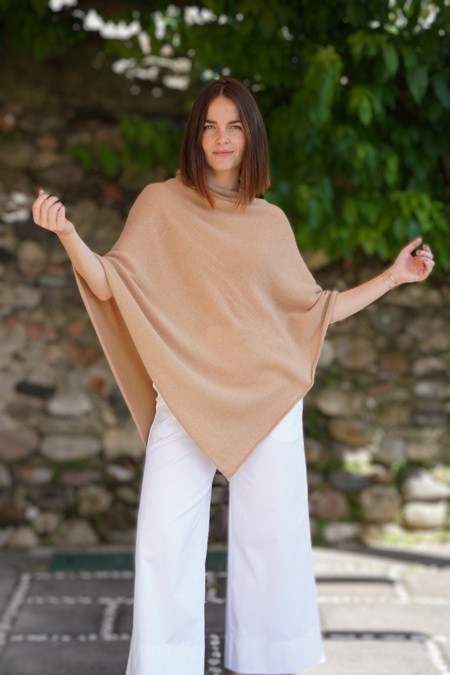 Poncho in puro cashmere